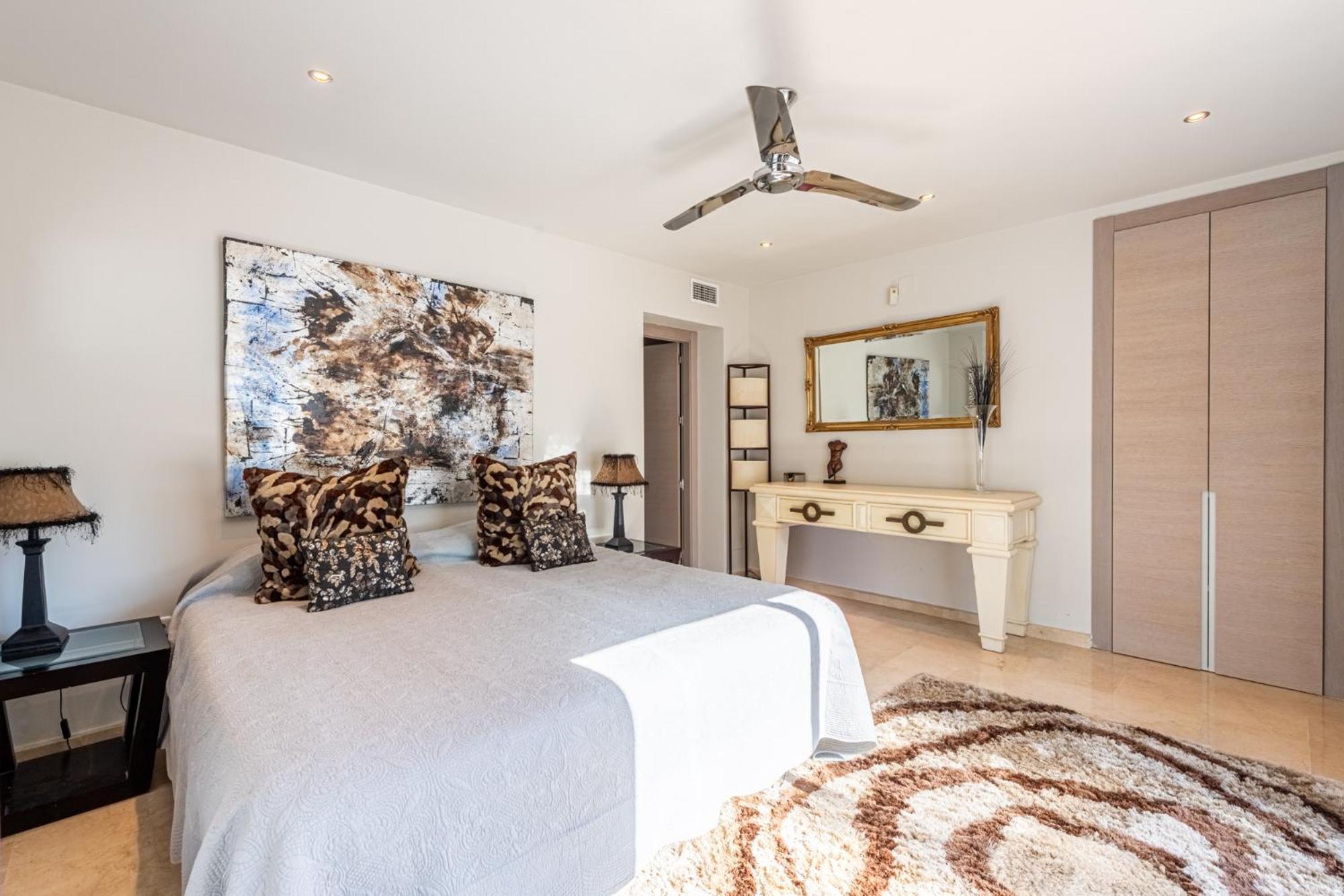 Rumah liburan Palm Frontline Penthouse
