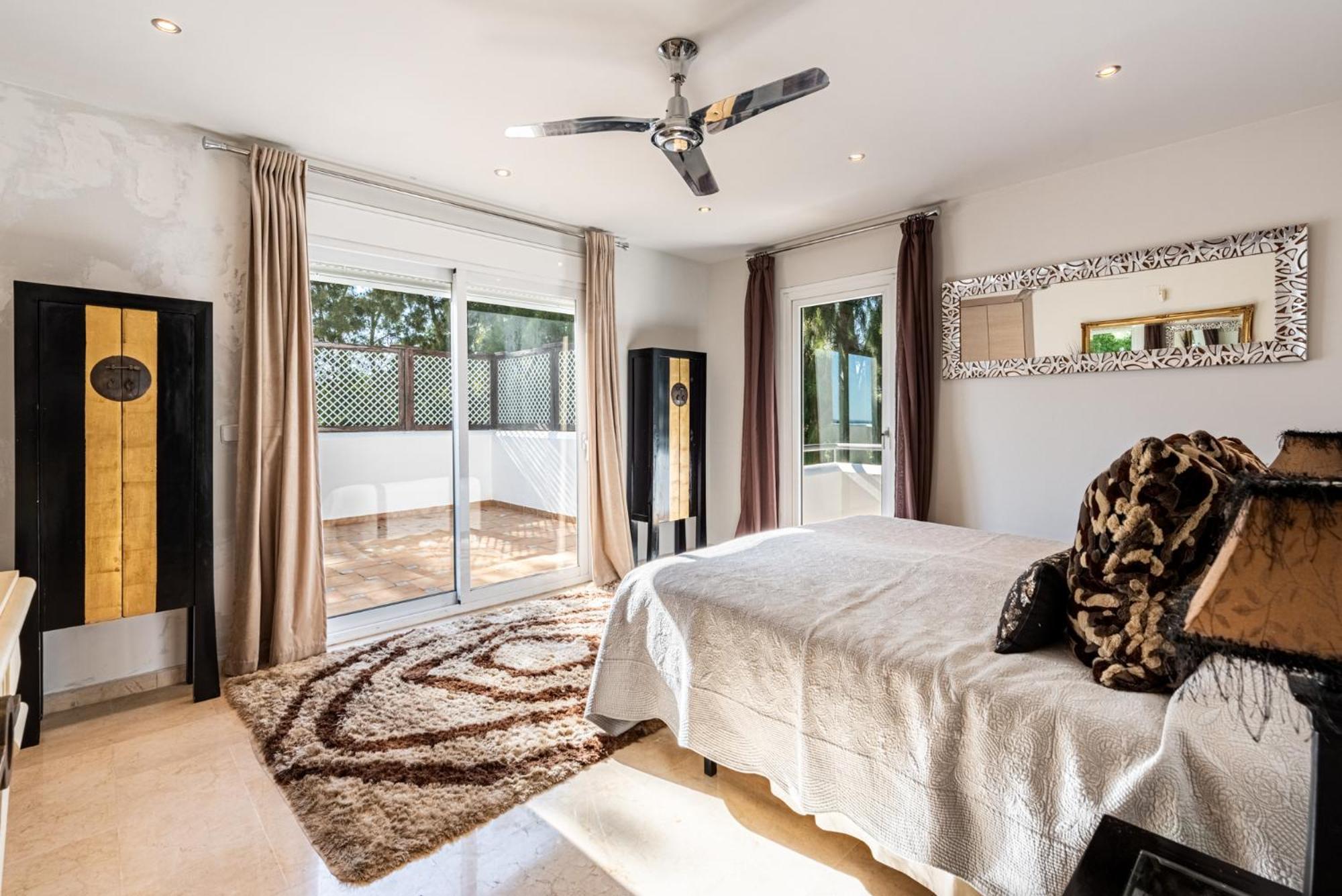 Rumah liburan Palm Frontline Penthouse Marbella